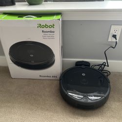 iRobot Roomba 694 Robot Vacuum