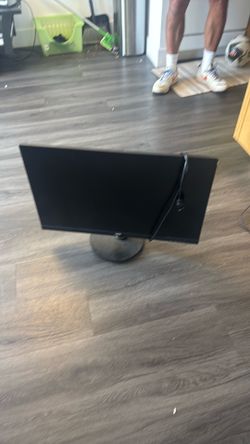 FREE computer monitor - pickup before 2pm today