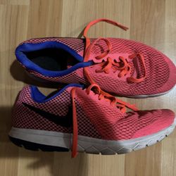Nike 7.5 Shoes