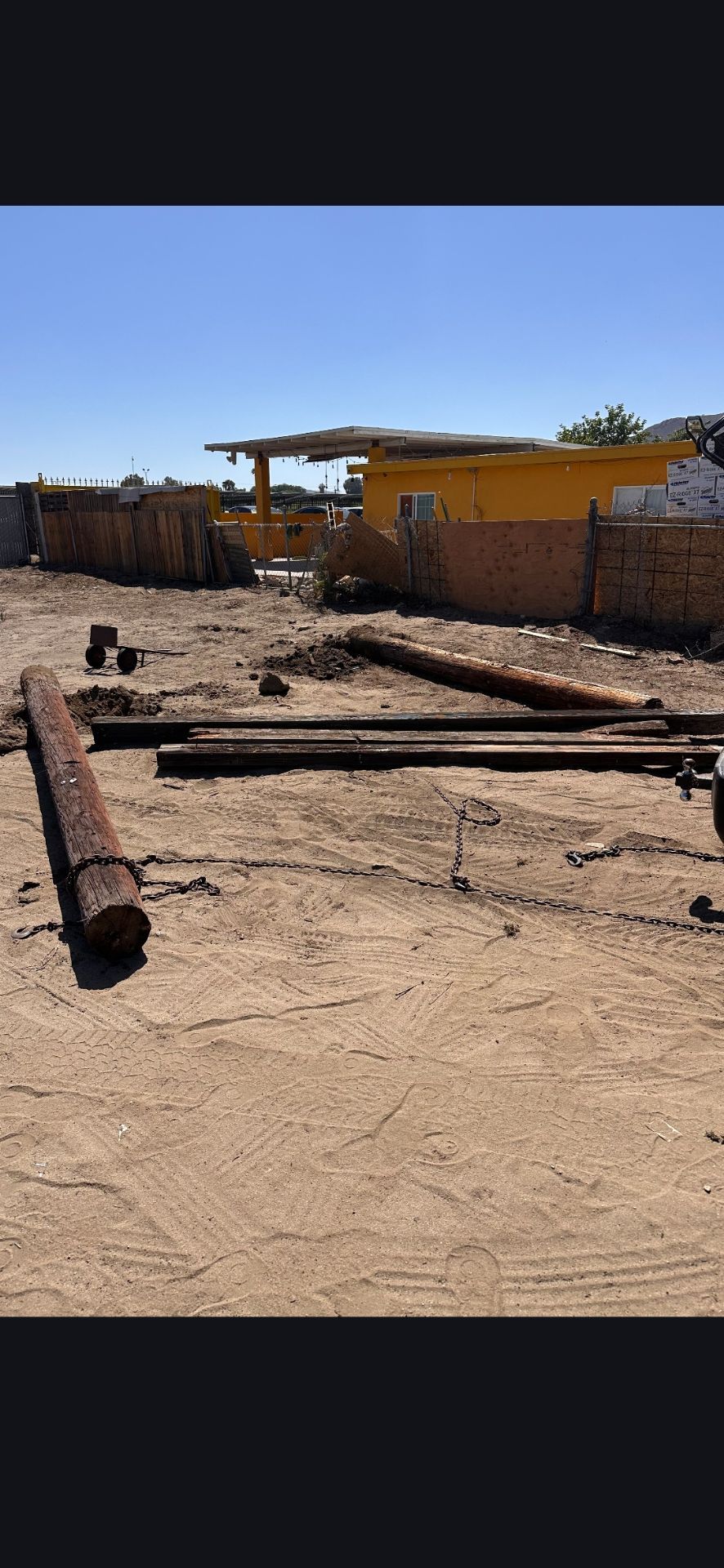 Free telephone poles