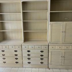 4 Ethan Allen Drawer Cabinets With Shelves 