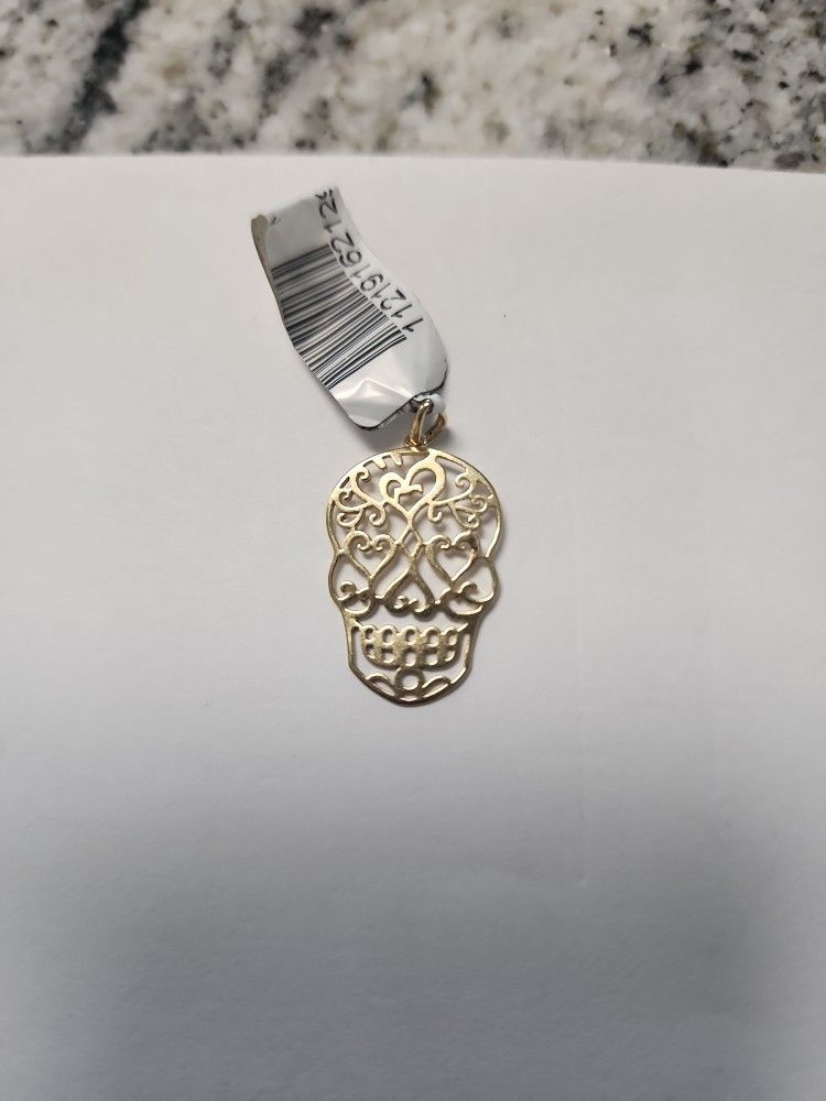 10kt Skull Charm
