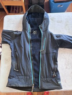 Sherpa Insulated Hardshell, lightweight