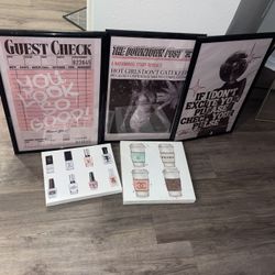 Bedroom Canvas And Chair And Mirror 