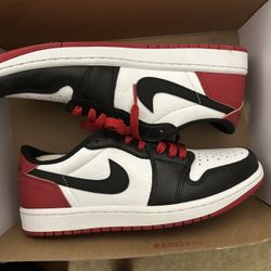 BRAND NEW Jordan 1 Retro Low OG Black Toe Size 8