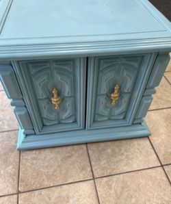 Blue Cabinet/statement Table
