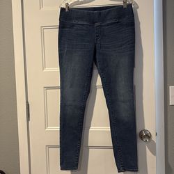 Postpartum jeans