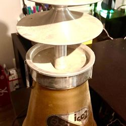 Iso2 Chocolate Fountain 1970s Vintage Retro Variable Timer Device Collectible