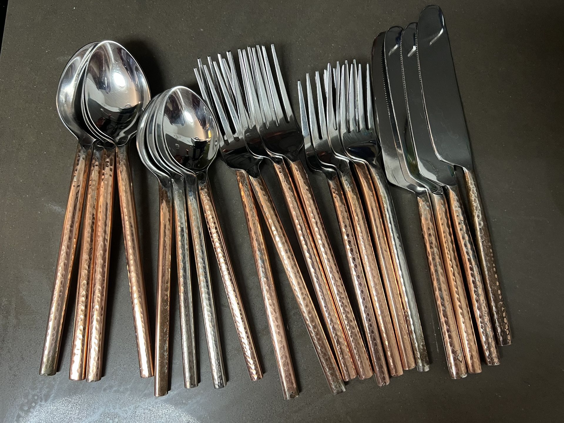Pottery Barn Copper Handle Hammered 20 Piece Flatware Set