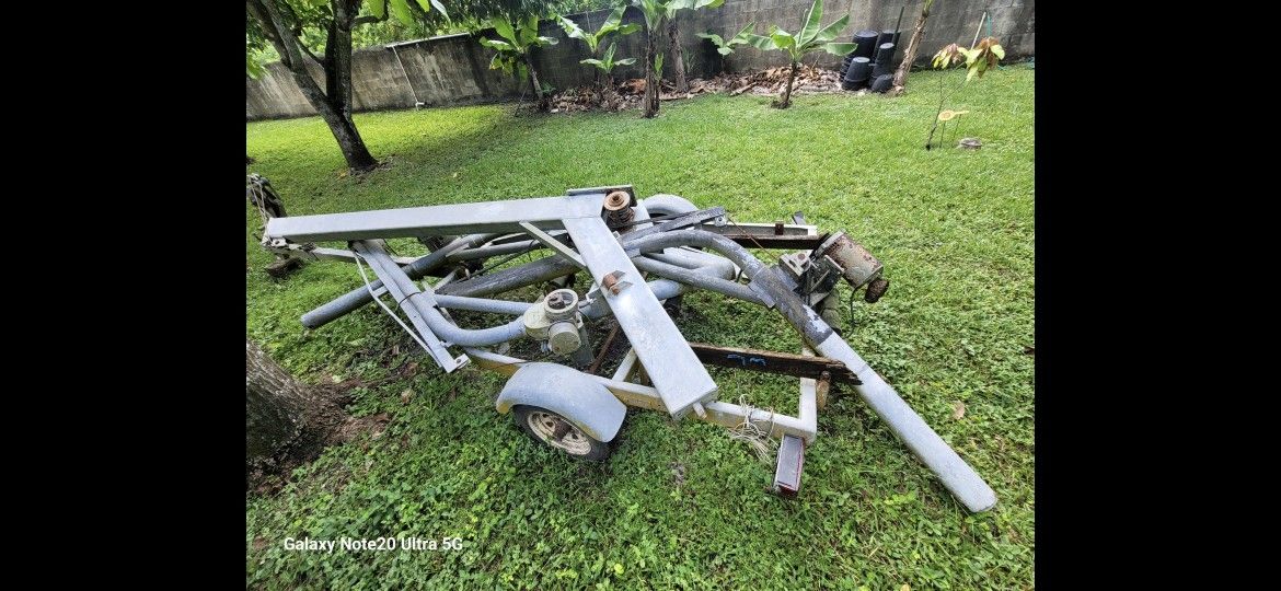 Davits ,Crane, Boat Lift