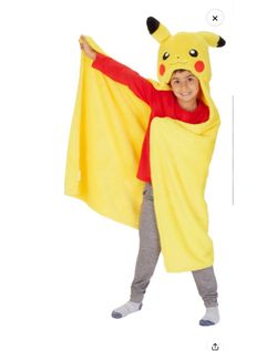 Pokémon Pikachu Hooded Blanket