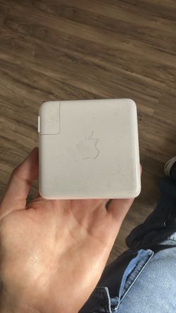 Apple 96W Adapter
