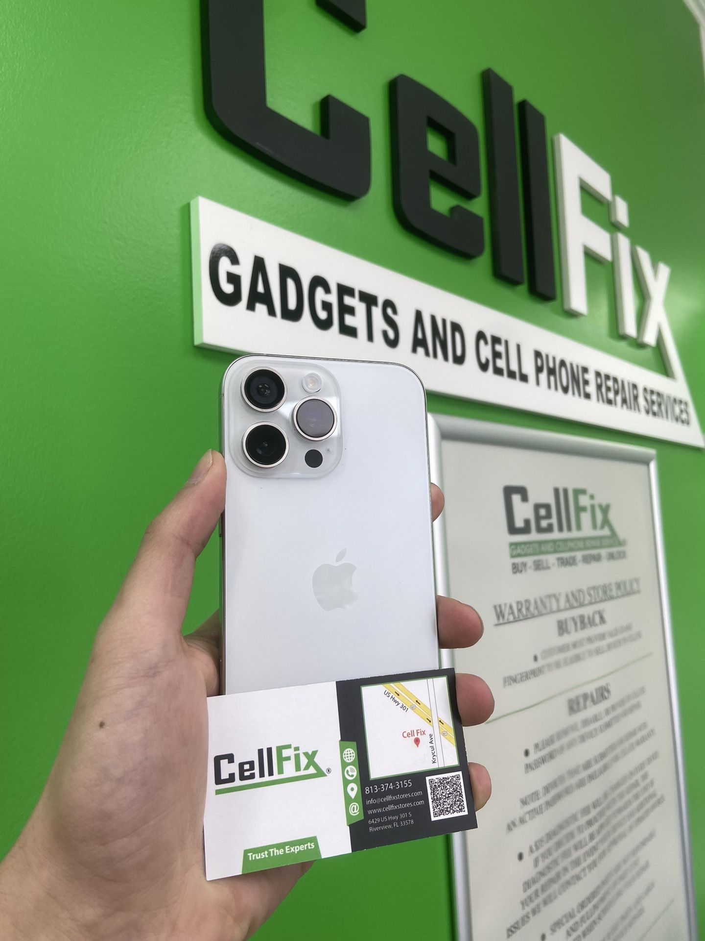 iPhone 16 Pro Max Unlocked