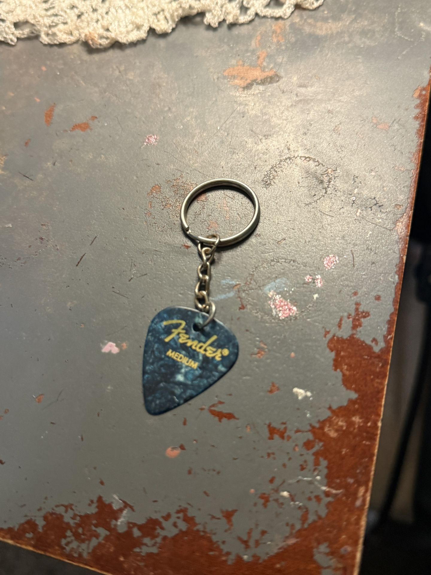 Fender Guitar Pick Keychain