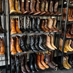 Western Boots Cowboy Leather Rodeo Rancher  Square Round Toe Sz 10-10.5