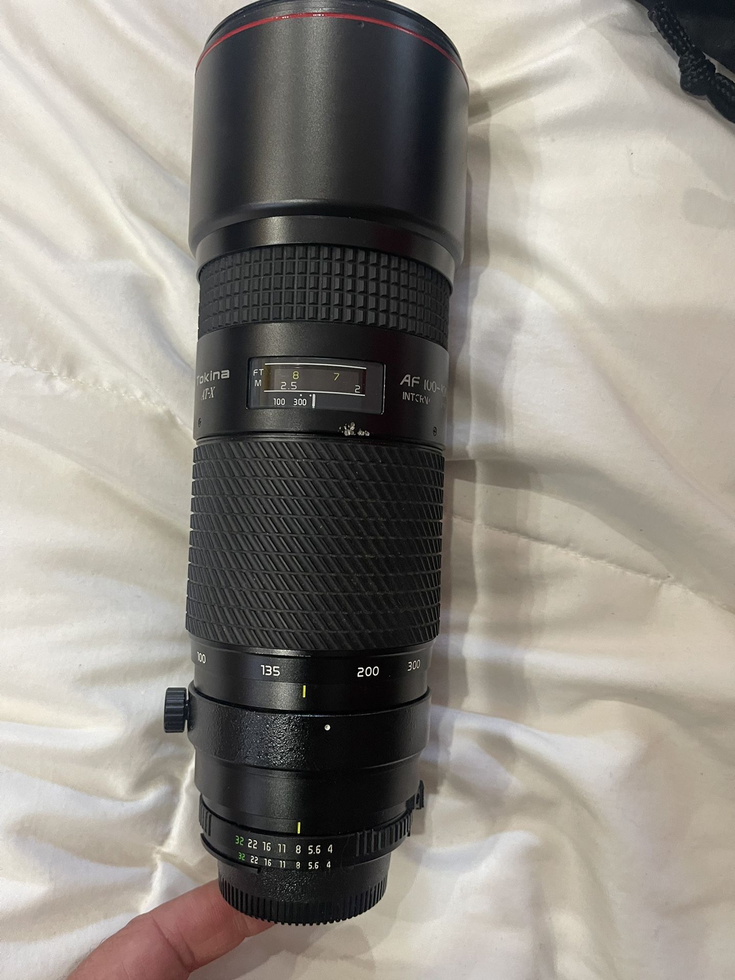 Tokina AF-X 100-300 INTERNAL FOCUS