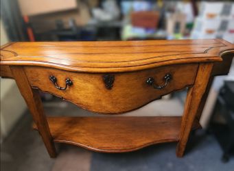 HEKMAN Console Table - perfect condition