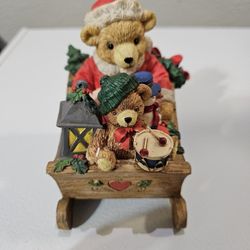 Bears On Sleigh With Chrismas Music