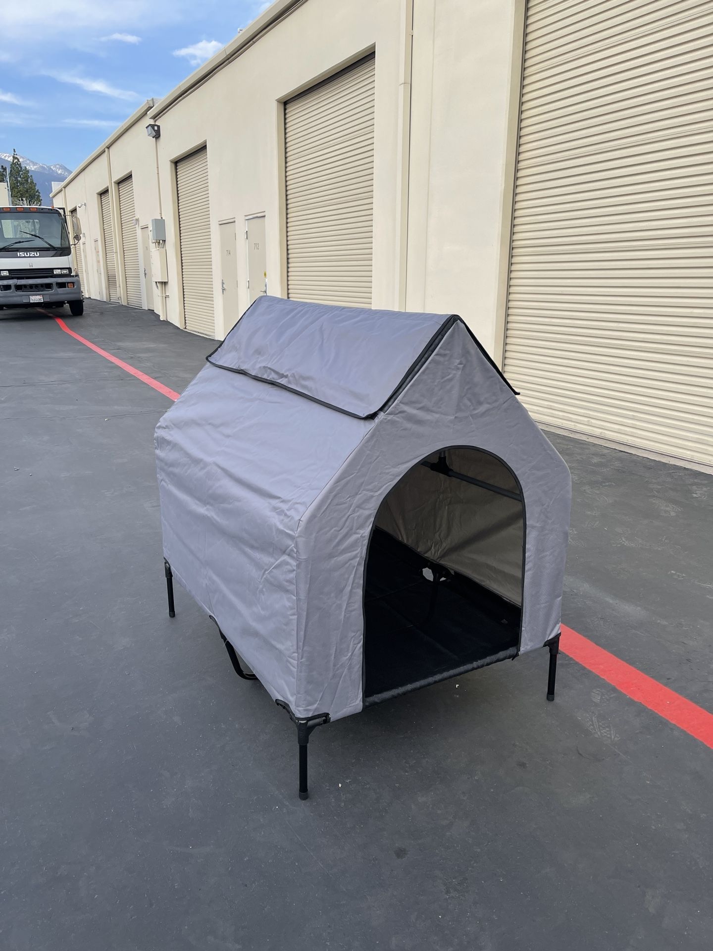 2 in 1 Elevated Large Dog House, Weatherproof 600D PVC Dog House with Strong Beam Support Up to