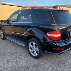 2010 Mercedes-Benz M-Class