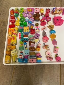 Shopkins collectible toy figurine lot