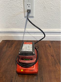 Hilti B 18/3.3 Li-Ion Battery + C 4/36-90 Charger – 21.6V 3.3Ah 18V System – Tested Working Genuine Hilti B 18/3.3 Li-Ion battery pack paired with the