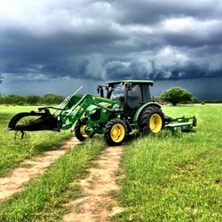 2020 5075E John Deere tractor**Like New**