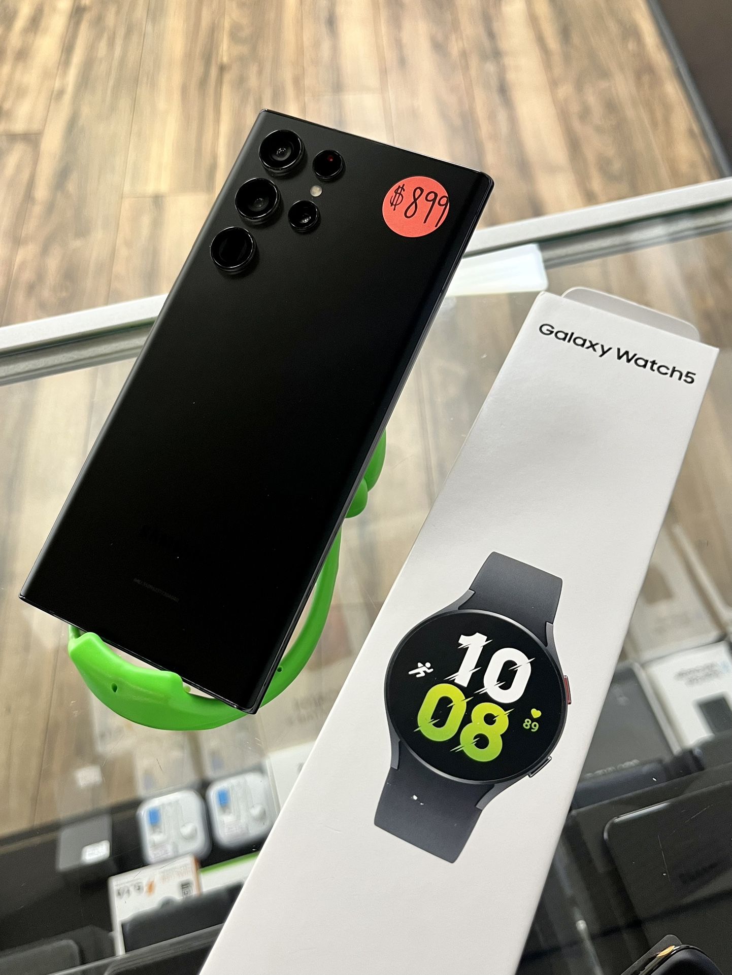 Samsung Galaxy S22 Ultra And Watch 5