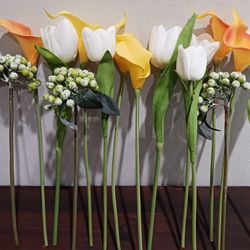 Wedding flowers,  $10 each pictured set!