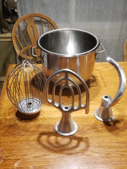 Globe 20 quart stand mixer