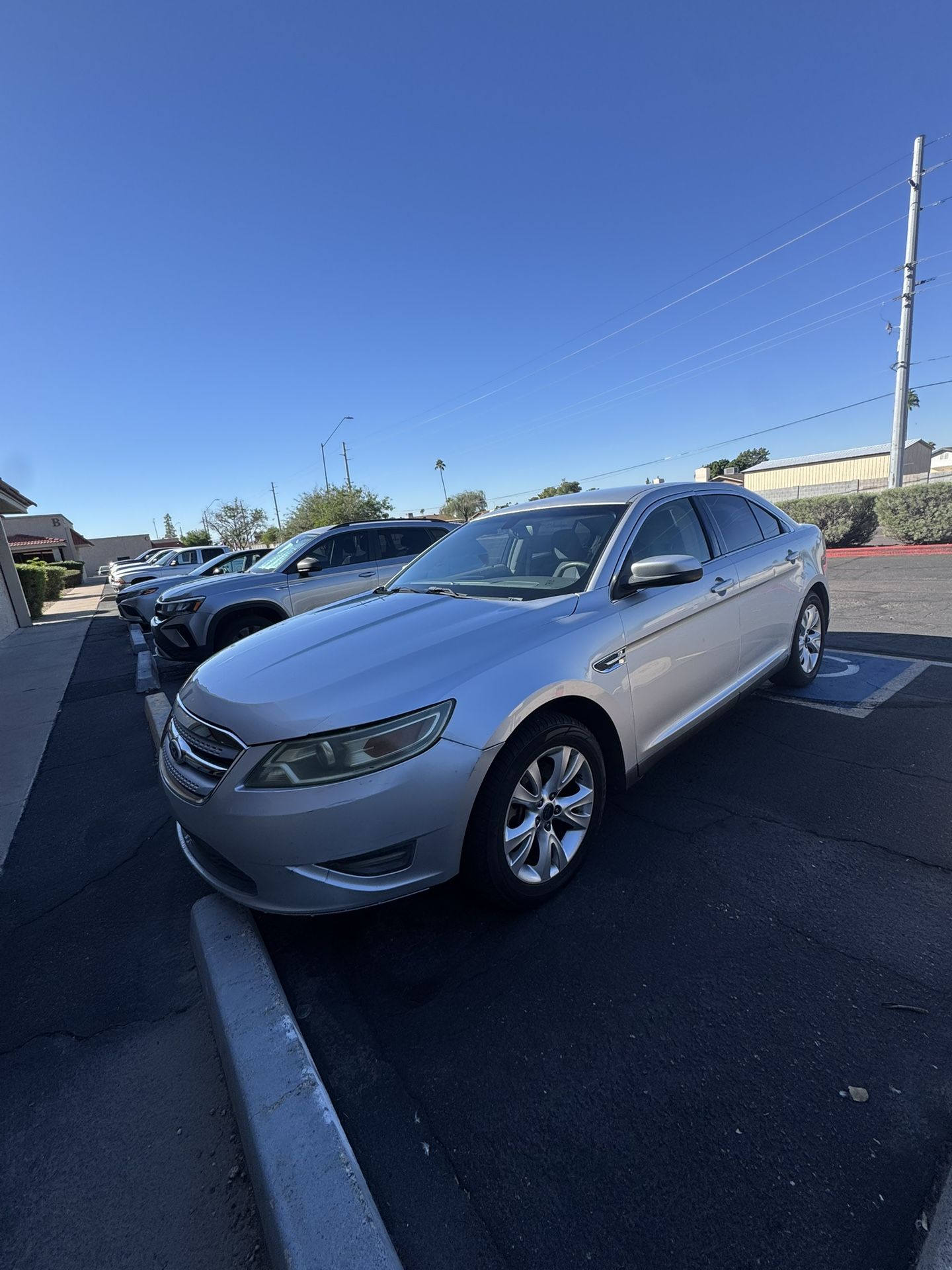 2011 Ford Taurus