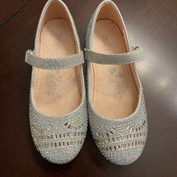 Olive & Edie Toddler Silver Shoes 