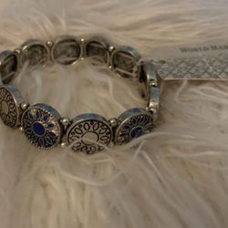 New With Tags World Market Faux Worn Silver & Blue Elastic Bangle Bar Bracelet