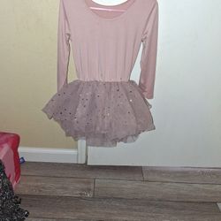 Ballet Leotard Dust Pink For Girls Between 3 to 6 Years Old  Like A Dress.
