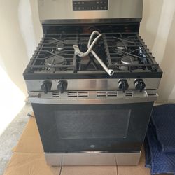 NEW GE Range