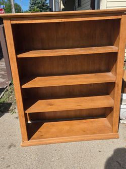 Book shelf (Menasha)