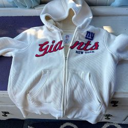 Giant hooded sweatshirt women’s