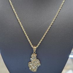 Nugget Pendant With Rope Chain 10kt Gold 