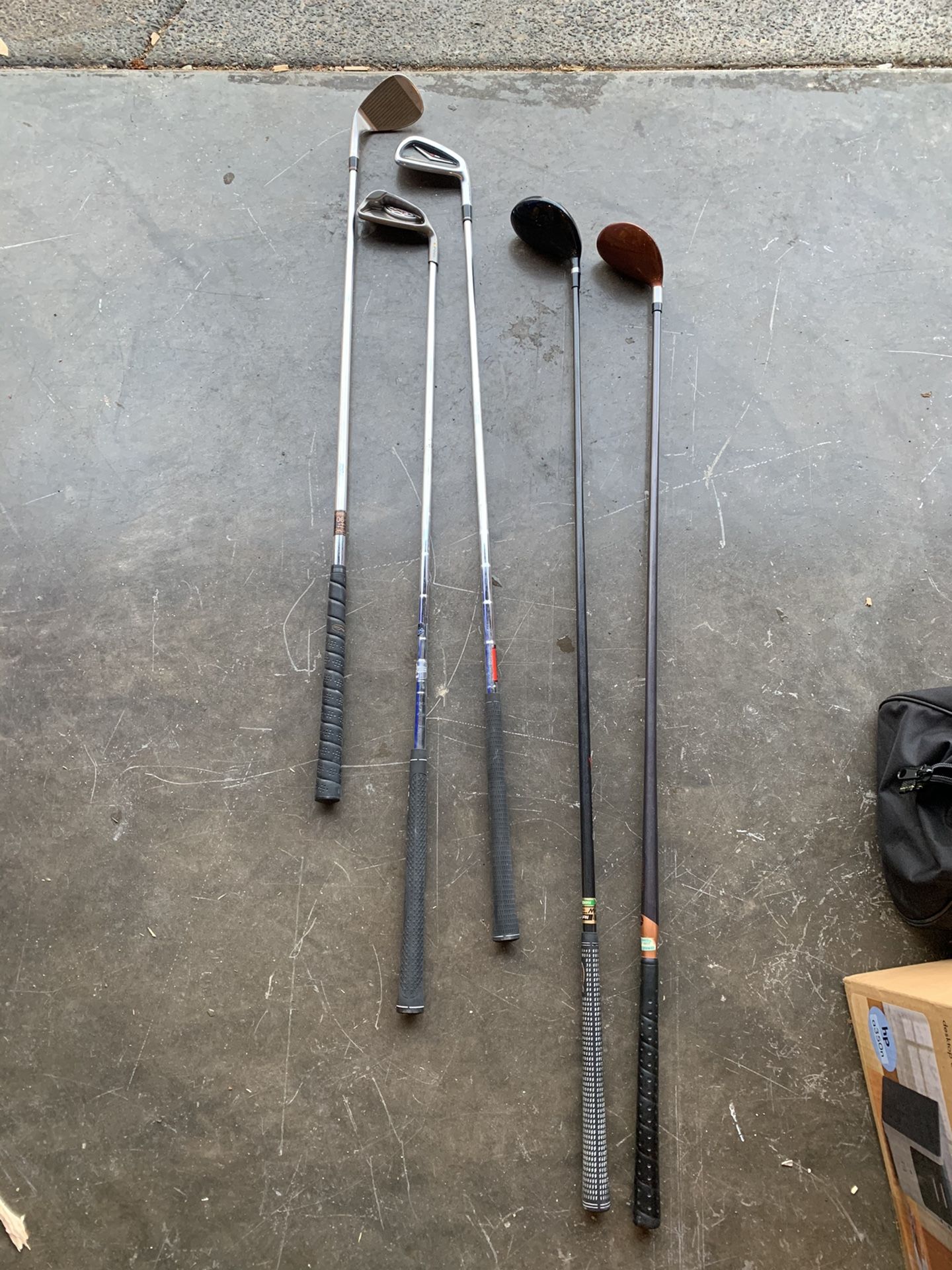 Golf clubs and putters