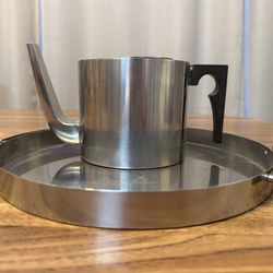 Arne Jacobsen Cylinda Line Stelton Danish design midcentury stainless-steel teapot with Tray