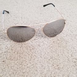 Nice Large Aviator SunGlasses (Large Frame)