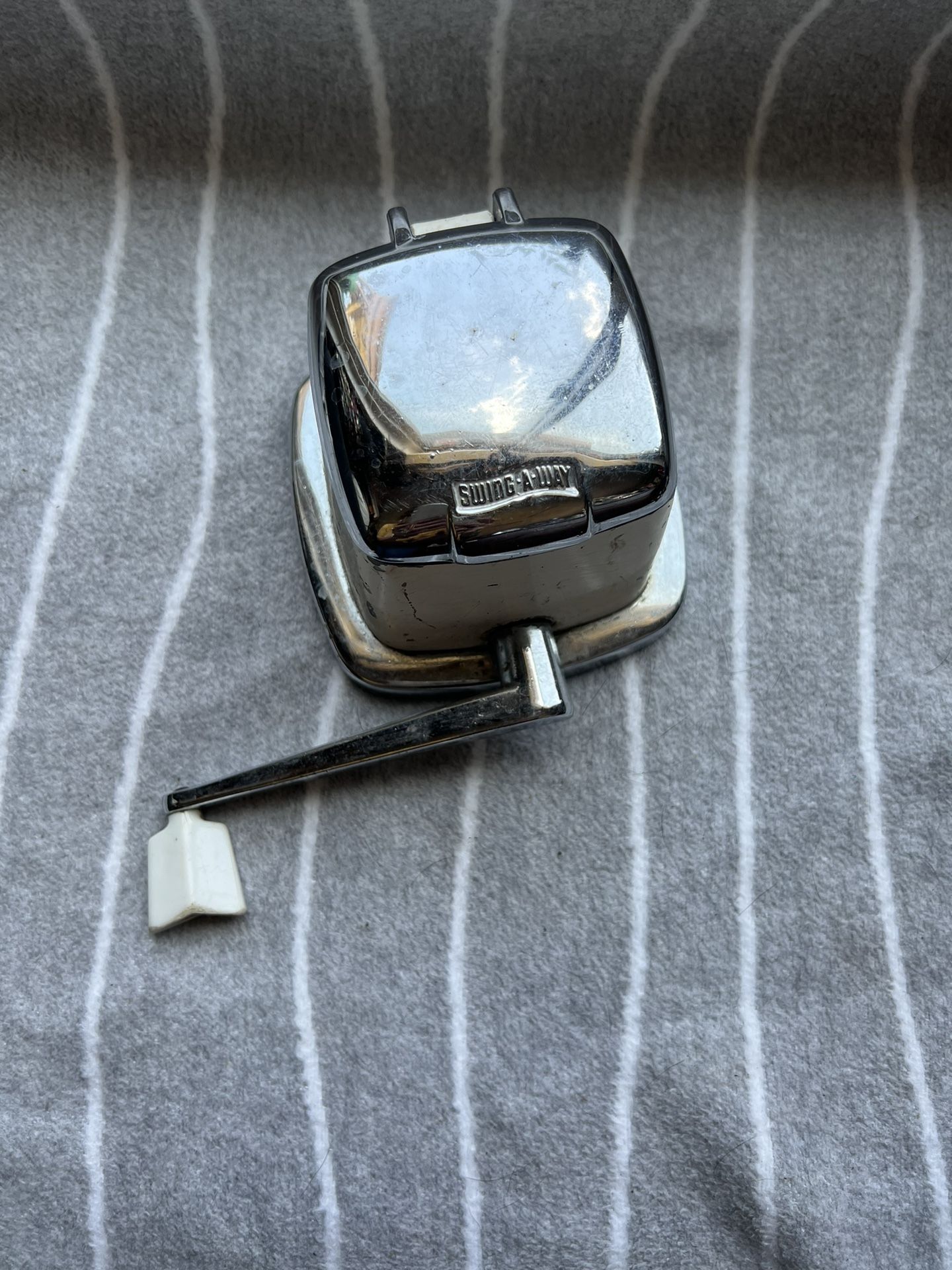 Swing Away Hand Crank Ice Crusher Vintage