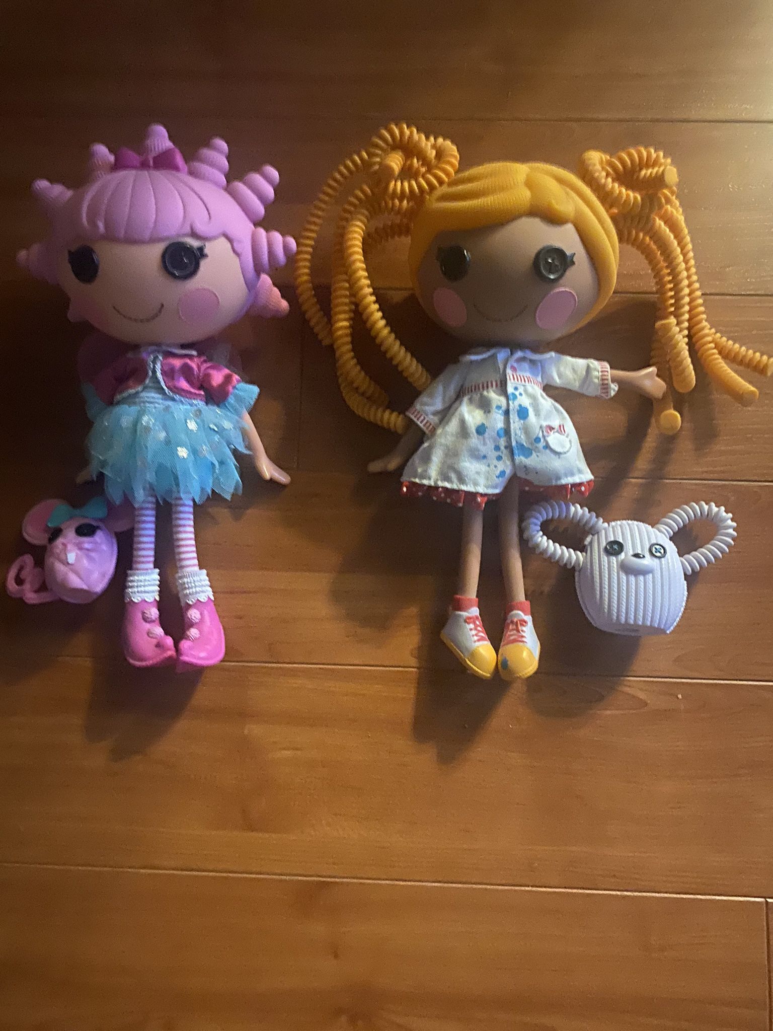 Pair Of 2 Large Lalaloopsy Dolls With Their Pet In Excellent Condition 