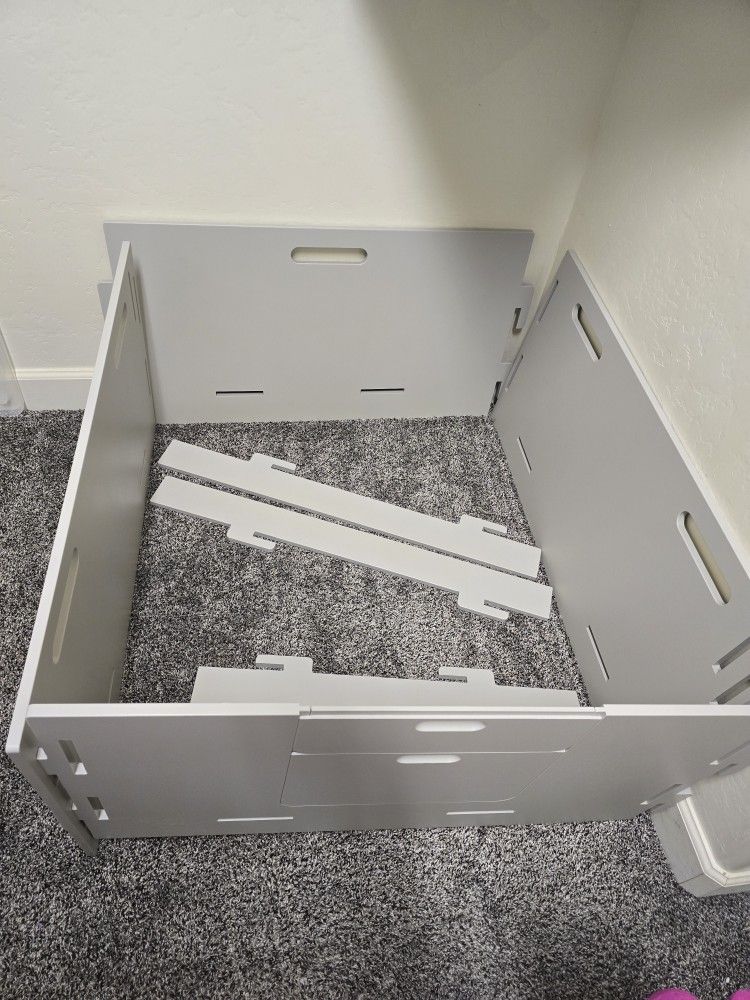 Whelping Box
