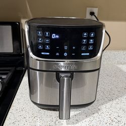 Air Fryer Gourmia 7 qt with digital display