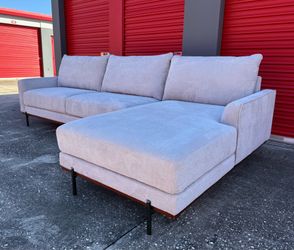 BRAND NEW Fabric Sofa Chaise Sectional, Light Gray