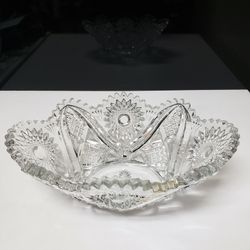 11.5" Pressed Glass Oblong Scalloped Sawtooth Bowl