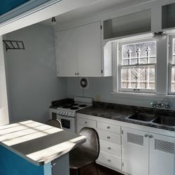 Large  1 BR in great neighborhood