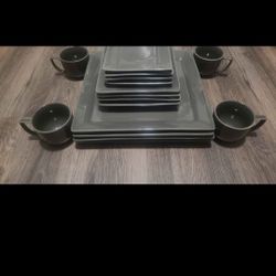 RESTORATION  HARDWARE CHINESE PORCELAIN GRAPHITE 16 PC SET (SERVICE FOR 4)