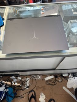 Lenovo Legion 5 Pro 16ITH6 – 16” QHD, cracked screen 88% battery, i7-11800H, 16GB RAM, 512GB SSD, Win11 Home